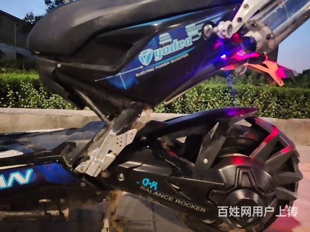 戰(zhàn)警電動(dòng)車最新款，科技與安全的完美結(jié)合